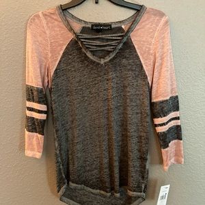 Derek Heart long-sleeve tee with original tags